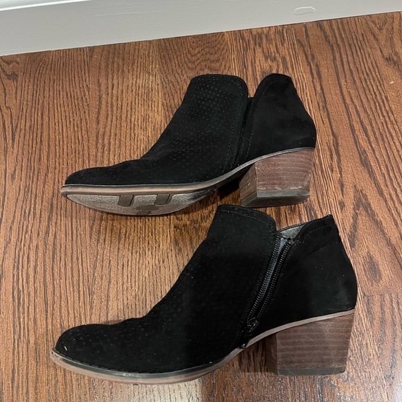 Fergie Black Suede Mini Boots Women’s 6.5 - Picture 4 of 8